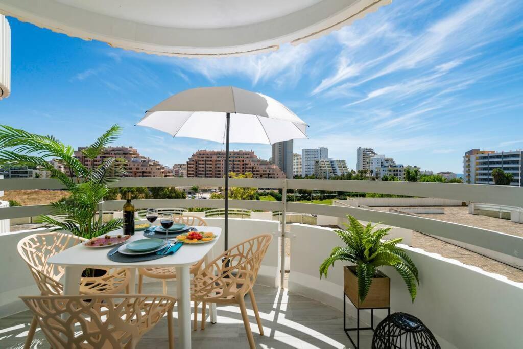 Front Beach Apartment Портиман Экстерьер фото