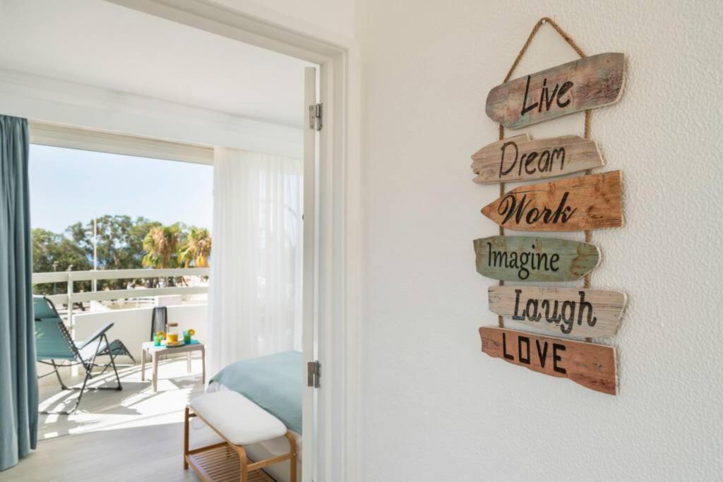 Front Beach Apartment Портиман Экстерьер фото